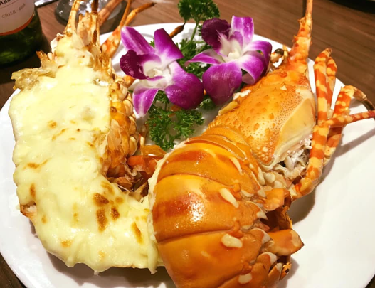 TÔM HÙM NƯỚNG PHOMAI