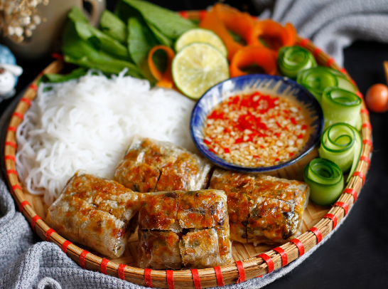  NEM CUA BỂ