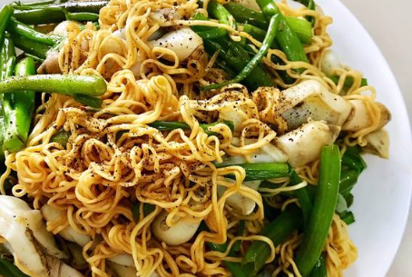 MÌ XÀO RAU MUỐNG