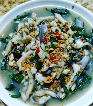 MÓNG TAY XÀO É QUẾ